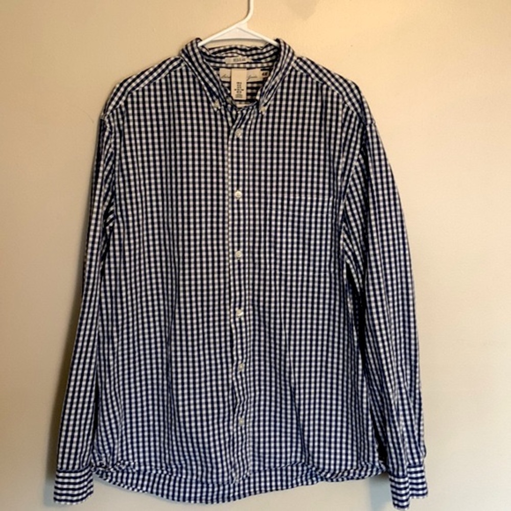 H&M Patterned Button Down Men’s Size XL
